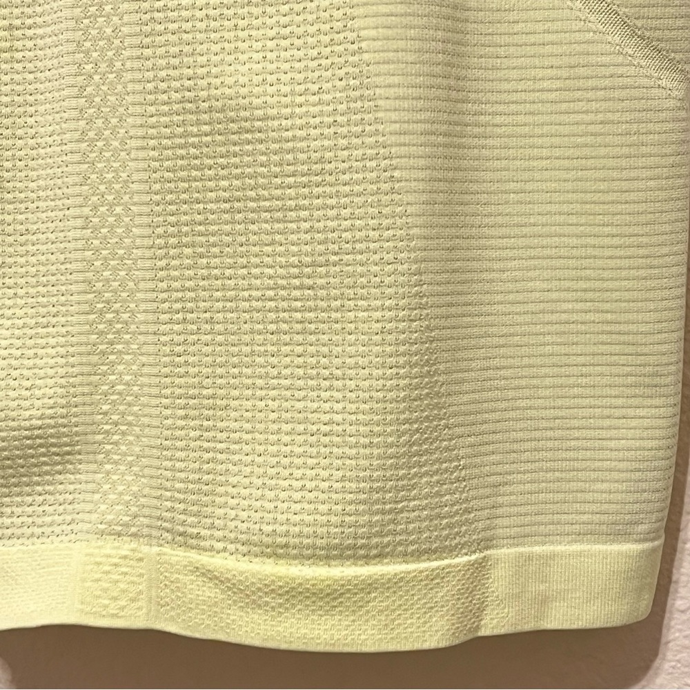 Lululemon swiftly tech short sleeve stretchy T-shirt, neon yellow, size 8 - Picture 12 of 13